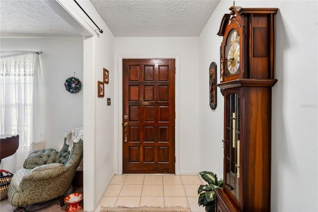 10739 DRUMMOND ROAD, Tampa, FL 33615