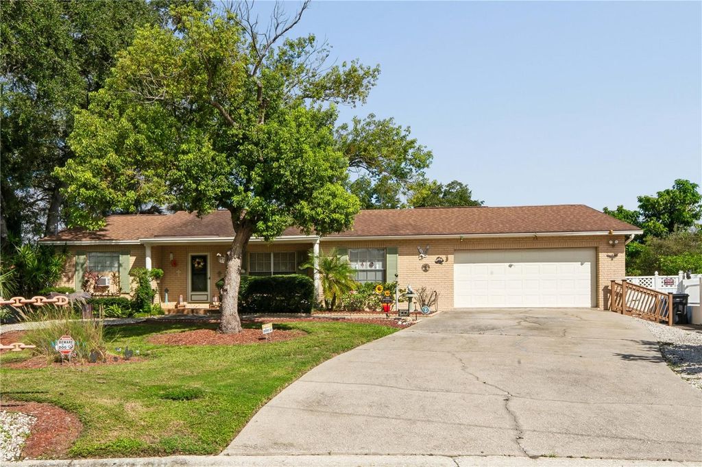 10739 DRUMMOND ROAD, Tampa, FL 33615