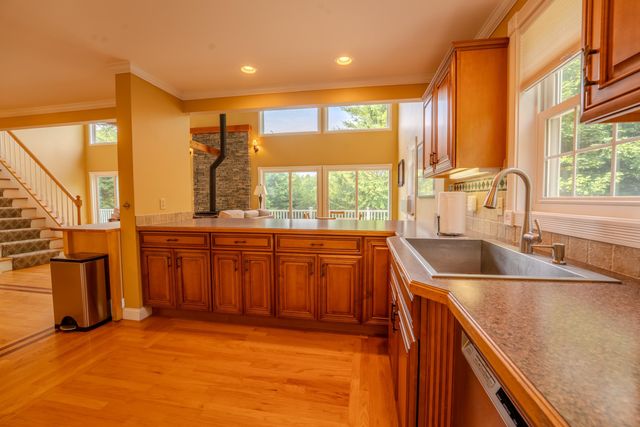 28 Winquist Road, Thornton, NH 03285
