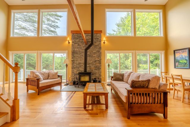 28 Winquist Road, Thornton, NH 03285