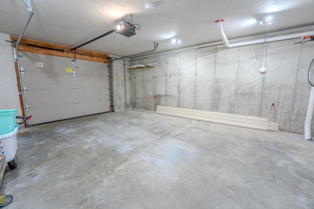 28 Winquist Road, Thornton, NH 03285