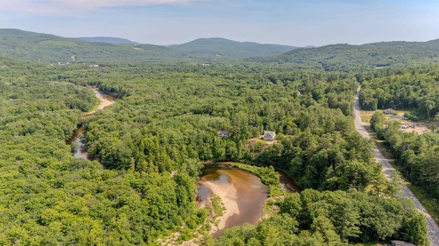 28 Winquist Road, Thornton, NH 03285