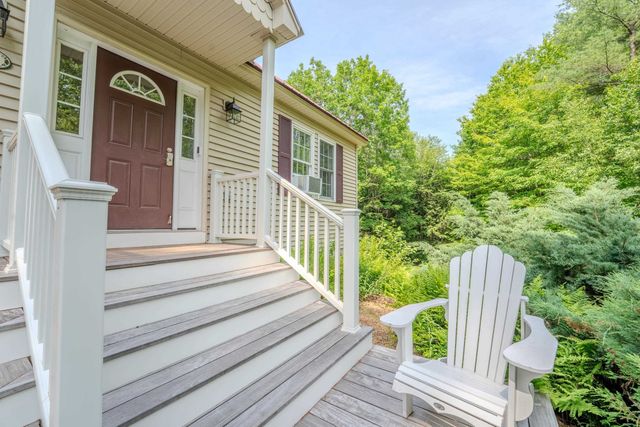 28 Winquist Road, Thornton, NH 03285