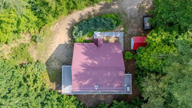 28 Winquist Road, Thornton, NH 03285