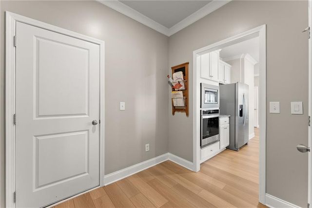 7098 Branch Creek Cove, Flowery Branch, GA 30542