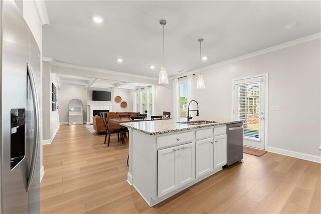 7098 Branch Creek Cove, Flowery Branch, GA 30542