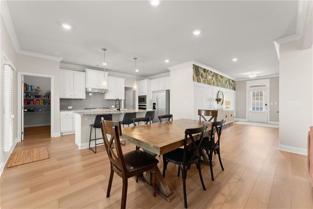 7098 Branch Creek Cove, Flowery Branch, GA 30542