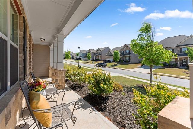 7098 Branch Creek Cove, Flowery Branch, GA 30542
