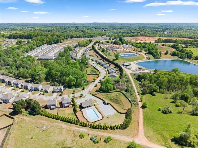 7098 Branch Creek Cove, Flowery Branch, GA 30542