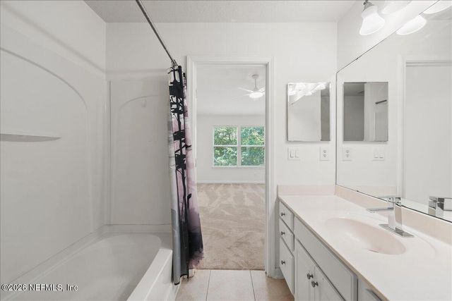 8125 SUMMER POINT Court, Jacksonville, FL 32256