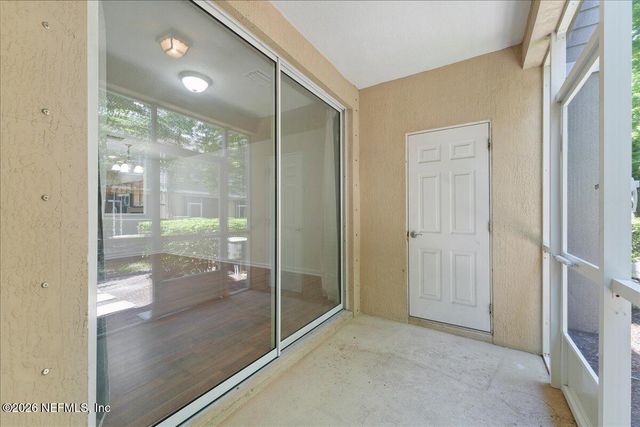 8125 SUMMER POINT Court, Jacksonville, FL 32256