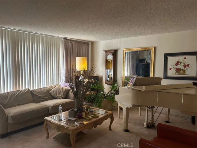 11278 Norris, Pacoima, CA 91331