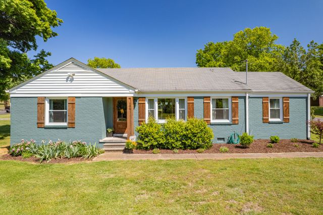 106 Carol Dr, Columbia, TN 38401