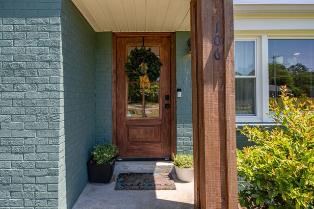 106 Carol Dr, Columbia, TN 38401