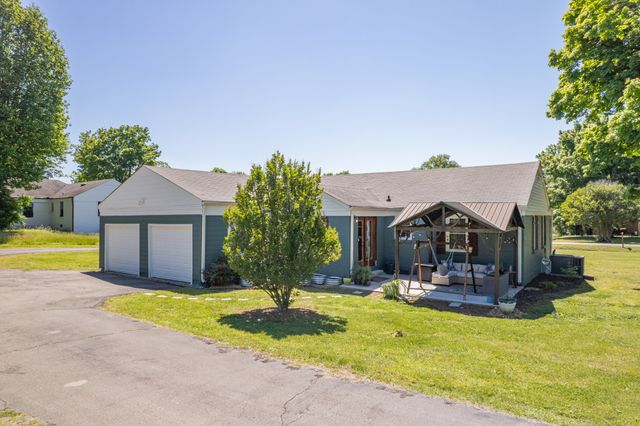106 Carol Dr, Columbia, TN 38401