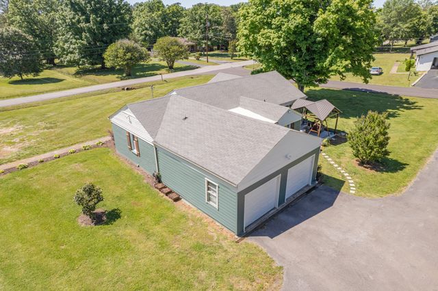 106 Carol Dr, Columbia, TN 38401