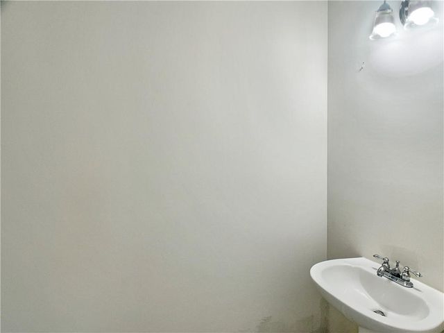 863 Langley View Court, Loganville, GA 30052