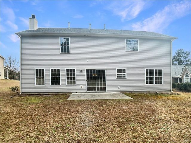 863 Langley View Court, Loganville, GA 30052