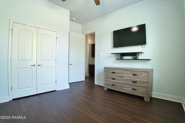 106 Pascalet Place, Lafayette, LA 70507