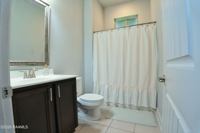 106 Pascalet Place, Lafayette, LA 70507