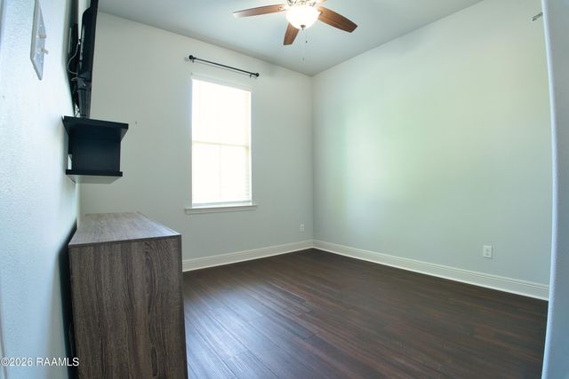 106 Pascalet Place, Lafayette, LA 70507