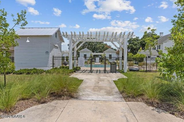 106 Pascalet Place, Lafayette, LA 70507