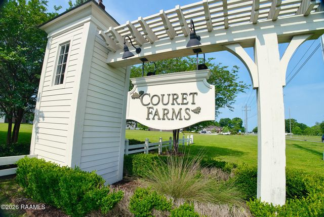 106 Pascalet Place, Lafayette, LA 70507