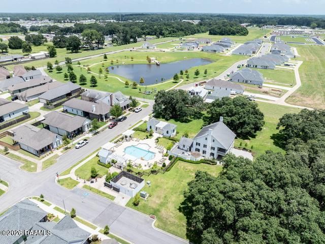 106 Pascalet Place, Lafayette, LA 70507