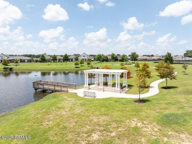 106 Pascalet Place, Lafayette, LA 70507