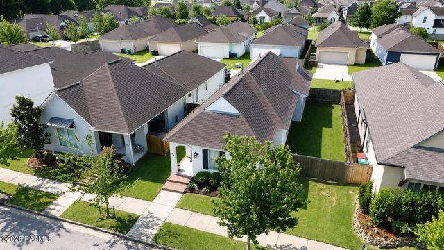 106 Pascalet Place, Lafayette, LA 70507