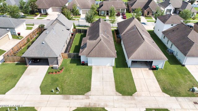 106 Pascalet Place, Lafayette, LA 70507