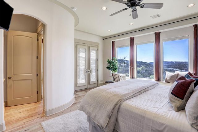 8546 Adirondack TRL 10, Austin, TX 78759