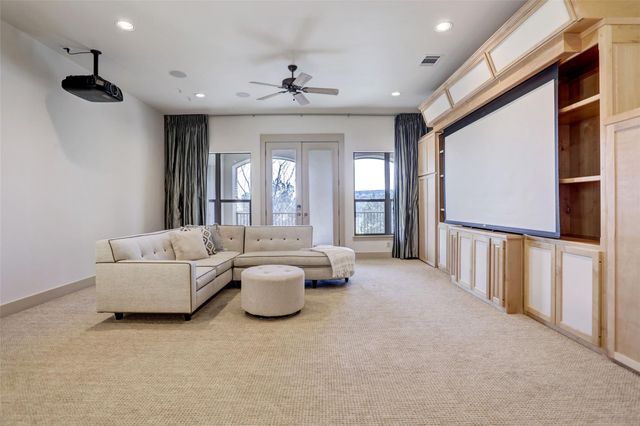 8546 Adirondack TRL 10, Austin, TX 78759