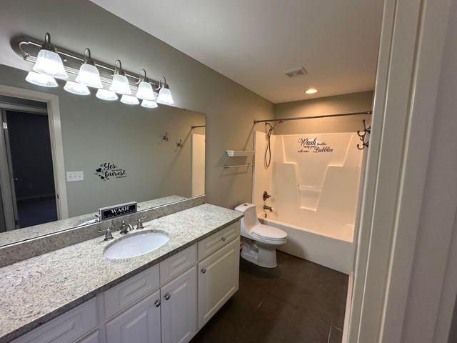 2585 Stirrup Lane, Dalzell, SC 29040