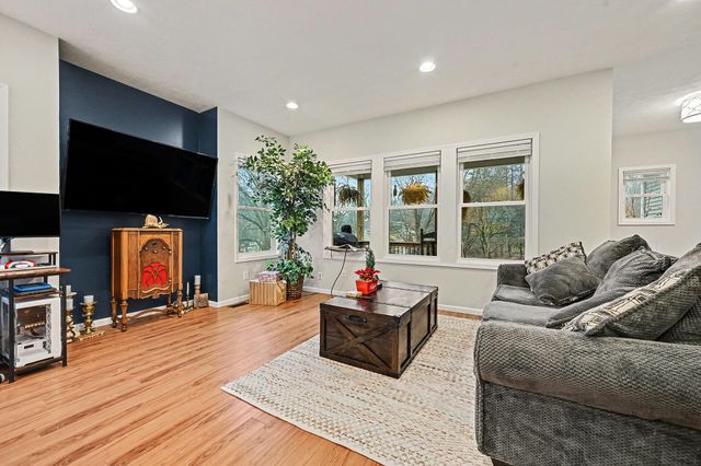 10599 W H Avenue, Kalamazoo, MI 49009