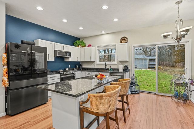 10599 W H Avenue, Kalamazoo, MI 49009