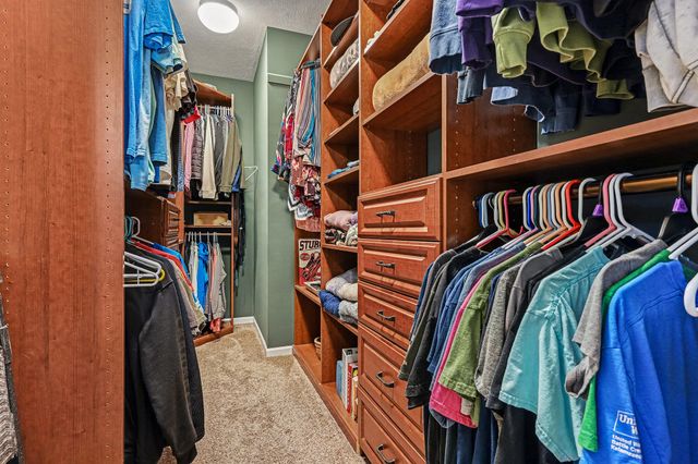 10599 W H Avenue, Kalamazoo, MI 49009