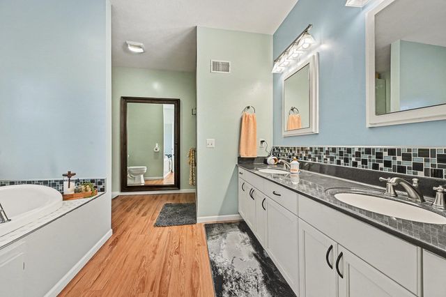 10599 W H Avenue, Kalamazoo, MI 49009