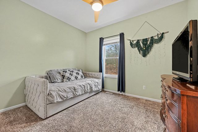 10599 W H Avenue, Kalamazoo, MI 49009