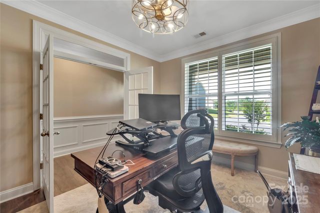 7046 North Bridge Drive, Huntersville, NC 28078