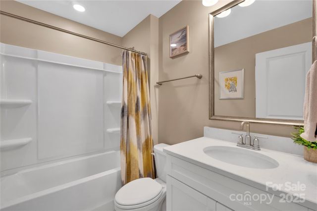 7046 North Bridge Drive, Huntersville, NC 28078
