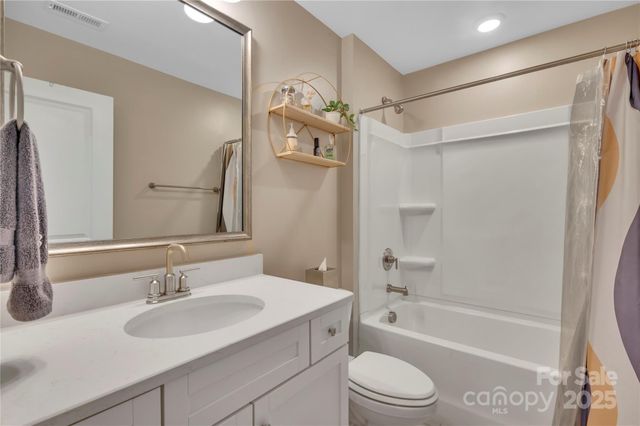 7046 North Bridge Drive, Huntersville, NC 28078