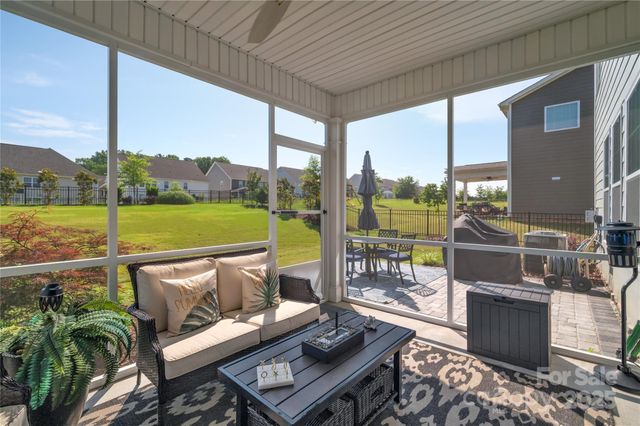 7046 North Bridge Drive, Huntersville, NC 28078