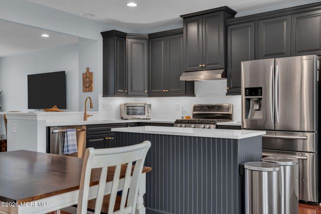 101 Spirit Way 301, Brick, NJ 08723