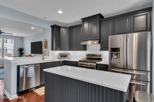 101 Spirit Way 301, Brick, NJ 08723