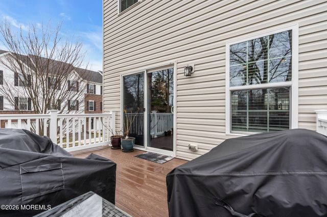 101 Spirit Way 301, Brick, NJ 08723