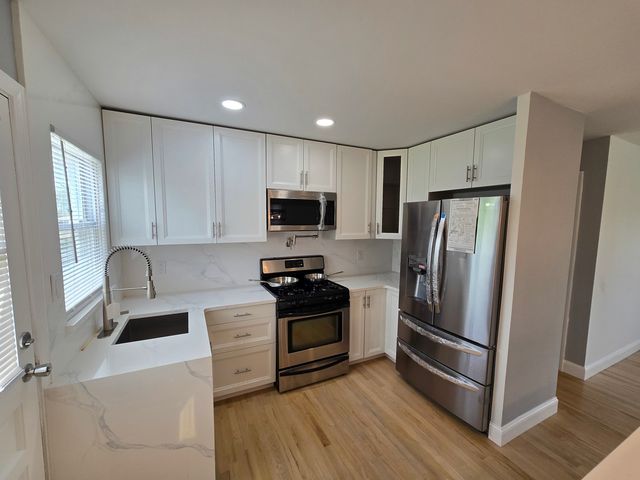 16765 Highview Avenue, Orland Hills, IL 60487