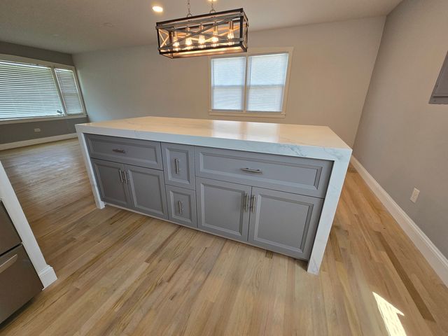 16765 Highview Avenue, Orland Hills, IL 60487