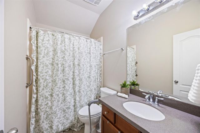 2530 Wood Park Boulevard, Conroe, TX 77304