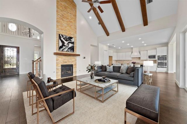 9814 Carver Drive, Iowa Colony, TX 77583